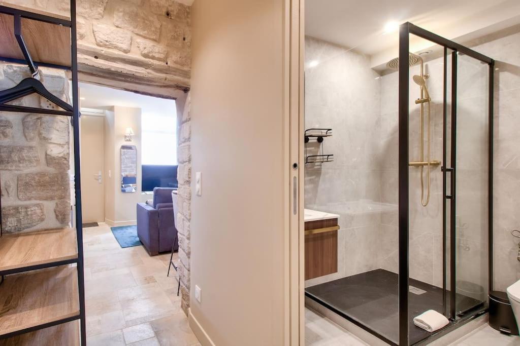 Cozy Heart Historic Appartement Paris